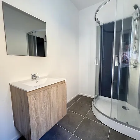Apartment Charleville C Centre - Gare - Aeroport Charleroi
